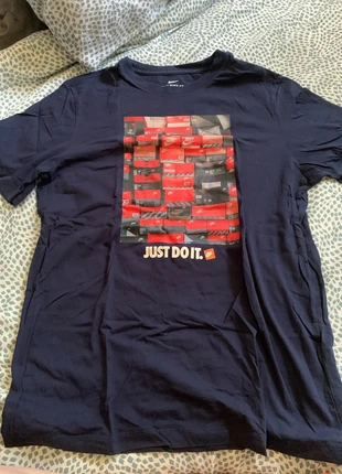 TEE shirt nike, marca: Nike, estado: Muy bueno, tamaño: M, 10,00 €, 11,20 € Protección al comprador incluida