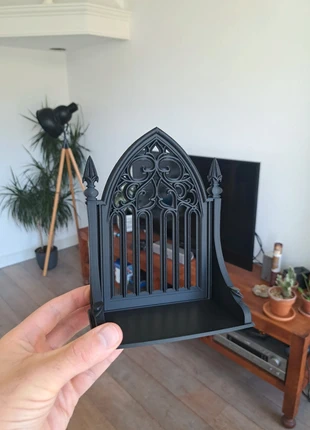 Goth shelf, merk: Selfmade, staat: Nieuw zonder prijskaartje, € 15,00, € 16,45 inclusief Kopersbescherming Pro