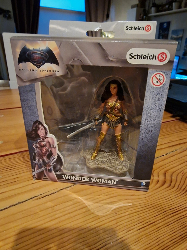 Figurine Wonder Woman (Batman V Superman) - Schleich - Dès 3 ans