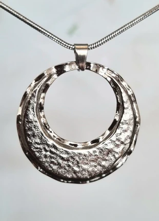 Stijlvolle zilverkleurige ketting Stainlesssteel, estado: Muito bom, €5.50, €6.48 inclui Proteção do Comprador Pro