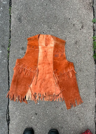 Veste sans manches en cuir vache vintage cow-boy, merk: Vintage Dressing, staat: Heel goed, maat: S / 36 / 8, € 33,00, € 35,35 inclusief Kopersbescherming