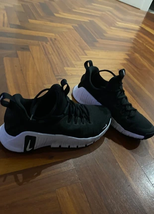 Zapatillas Nike Metcon 6, marca: Nike, estado: Muy bueno, tamaño: 36.5, 65,00 €, 68,95 € Protección al comprador incluida