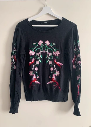 Pull noir à broderie, brand: Hallhuber, condizioni: Ottime, taglia: M / IT 42 / EU 38, €15.00, €16.45 include la Protezione acquisti