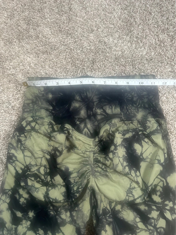 women’s S workout gym yoga butt scrunch shorts marble tie dye green/black biker 5