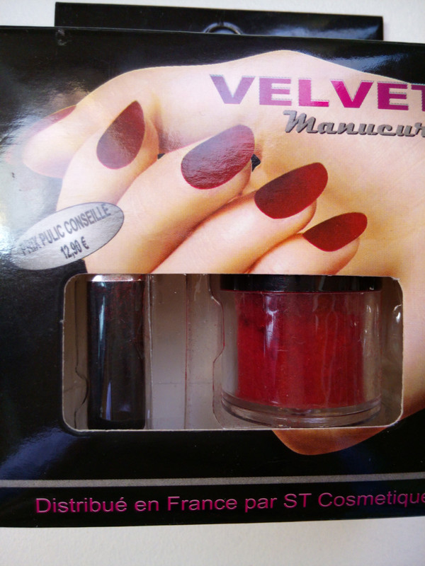 Effet velours pour ongles 1