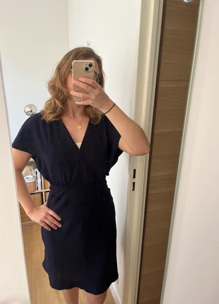 Robe Bash Ba&sh bleu marine neuve avec étiquette, marque: Ba&sh, état: Neuf avec étiquette, taille: XS / 34 / 6, 150,00 €, 158,20 € Protection acheteurs incluse