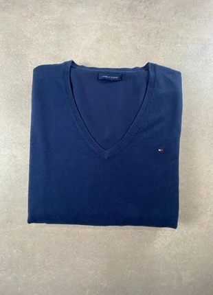 👕 Pull Tommy Hilfiger col V – Marine | Taille L homme | Coton premium, marque: Tommy Hilfiger, état: Très bon état, taille: L, 22,00 €, 23,80 € Protection acheteurs (Pro) incluse