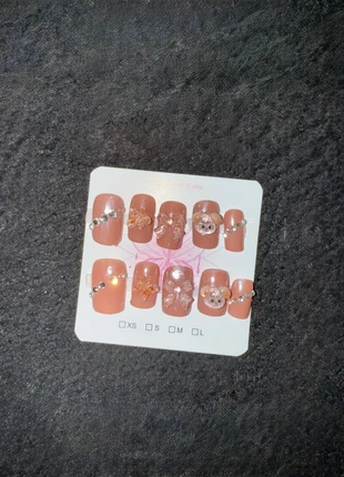 Puppym Nails, merk: Stray Kids, staat: Nieuw met prijskaartje, € 10,00, € 11,20 inclusief Kopersbescherming