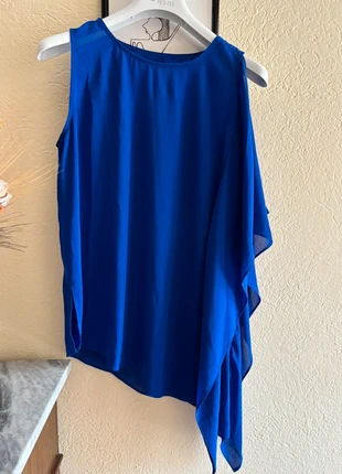 Top volants blu bluse L, marke: Blu, zustand: Neu, größe: L / 40 / 12, 5,00 €, 5,95 € inklusive Vinted-Käuferschutz
