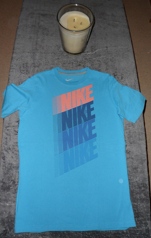 T-shirt bleu Nike