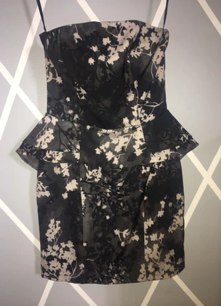 Robe bustier élégante, noire à motifs, taille 38/M, jamais mise, marque: H&M, état: Neuf sans étiquette, taille: M / 38 / 10, 12,00 €, 13,30 € Protection acheteurs incluse