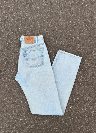 Jean Levi’s 501 made in usa coupe droite 1990’s bleu clair vintage - Taille 30x34, marque: Levi's, état: Très bon état, taille: W30 | FR 40, 39,00 €, 41,65 € Protection acheteurs (Pro) incluse