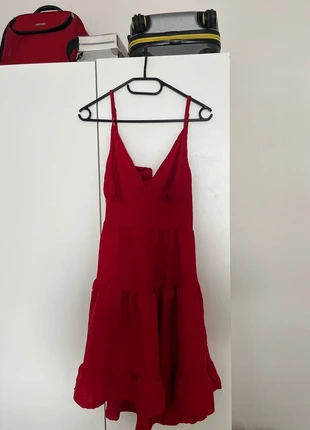 Robe rouge, dos nu, condition: Very good, size: M / 38 / 10, €8.00, €9.10 includes Buyer Protection