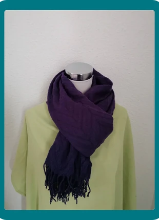 Écharpe longue laine couleur violet=3€, marque: R&B, état: Bon état, 3,00 €, 3,85 € Protection acheteurs (Pro) incluse