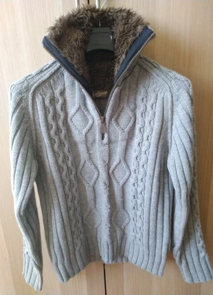 Pull  zippé chaud, marque: Dissident, état: Très bon état, taille: S, 4,00 €, 4,90 € Protection acheteurs incluse
