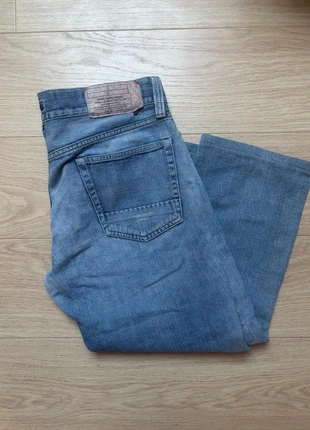 Pantacourt en jeans Stone Island taille 46.5/47 bleu clair vintrage, marca: Stone Island, estado: Bueno, tamaño: W36 | ES 46, 65,00 €, 68,95 € Protección al comprador incluida