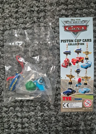 Figurine / Strap - Piston Cup Cars Collection - Petit Camion bleu Italia Lightyear - Tomy, brand: Tomy, condizioni: Nuovo con cartellino, taglia: Taglia unica, €9.90, €11.10 include la Protezione acquisti Pro