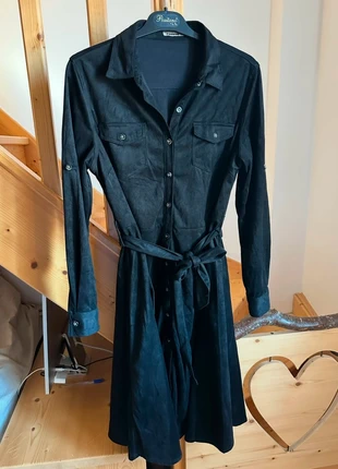 Abito chemisier nero effetto scamosciato con cintura in vita “Fittiway” taglia L, marke: Fittiway, zustand: Sehr gut, größe: L / 40 / 12, 35,00 €, 37,45 € inklusive Vinted-Käuferschutz