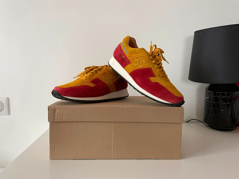 Sonra Proto x Hanon “Wildcats” - Vinted