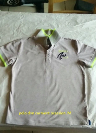 polo dnn carment taille M, merk: dnn carment, staat: Heel goed, maat: M, € 5,00, € 5,95 inclusief Kopersbescherming