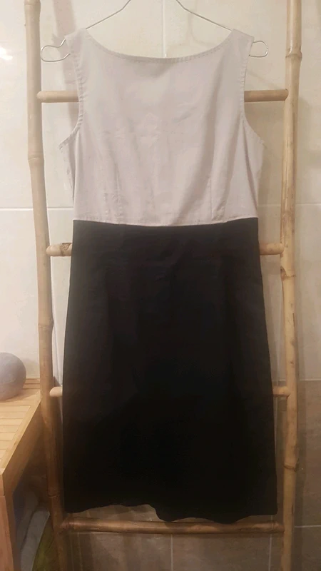 Jolie robe Camaïeu 36 bicolore chic