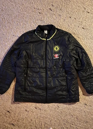 Zwarte Adidas Chelsea FC gewatteerde jas, maat 2XL., brand: adidas, condizioni: Ottime, taglia: XXL, €45.00, €47.95 include la Protezione acquisti