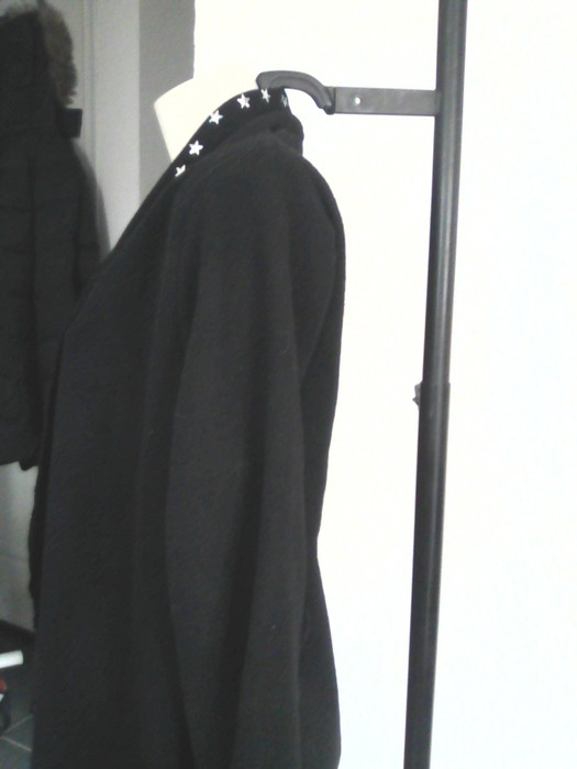 veste noire modèle unique taille 38/40 2