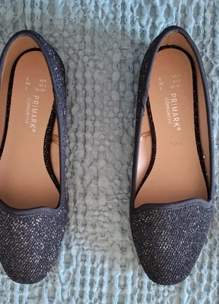 NOVO Sapatos Primark ComfortFit pretos brilhantes, marca: Primark, estado: Novo com etiquetas, tamanho: 36, €5.99, €6.99 inclui Proteção do Comprador