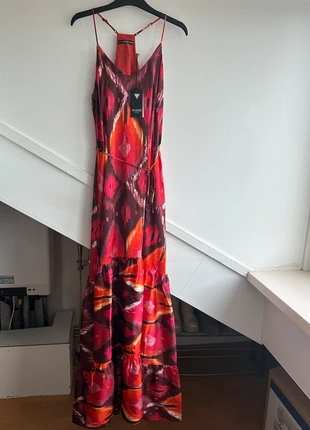 Avondjurk van Guess, marca: GUESS, estado: Nuevo con etiquetas, tamaño: S / 36 / 8, 155,00 €, 163,45 € Protección al comprador incluida