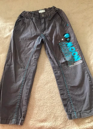 Dunne broek kimbaloo maat 98, marque: Kimbaloo, état: Bon état, taille: 3 ans / 98 cm, 9,00 €, 10,15 € Protection acheteurs incluse