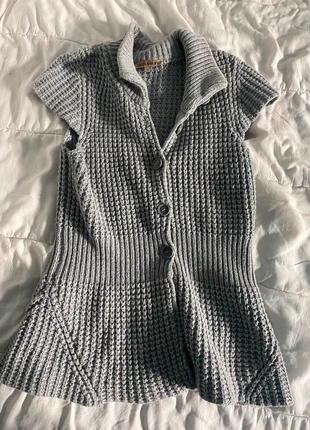 long gilet gris, marke: Manoukian, zustand: Gut, größe: S / 36 / 8, 5,00 €, 5,95 € inklusive Vinted-Käuferschutz