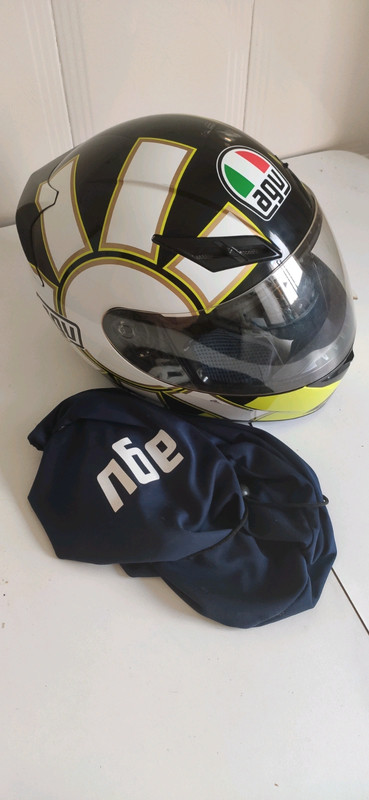 Cascos agv 2024 sol y luna