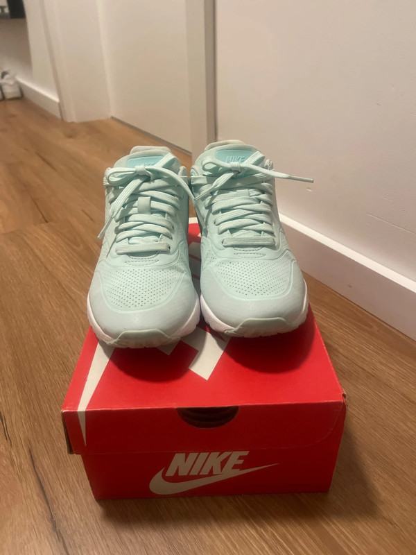 Nike air max 1 ultra mint deals