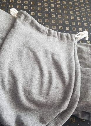 How to Cut Sweatpants Into Shorts