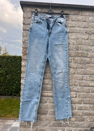 Straight jeans stretch, marque: Zara, état: Neuf sans étiquette, taille: XS / 34 / 6, 2,00 €, 2,80 € Protection acheteurs incluse