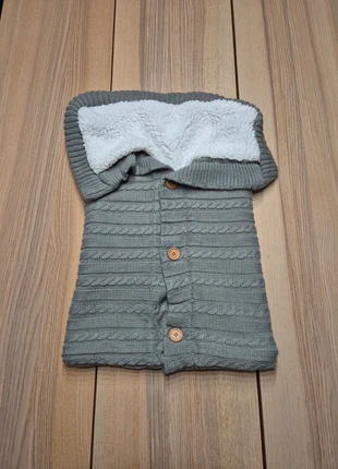 Nid d'ange, brand: Je ne sais quoi, condition: Very good, €2.50, €3.33 includes Buyer Protection