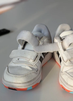 Zapatilla Adidas talla28, merk: adidas, staat: Goed, maat: 28, € 5,00, € 5,95 inclusief Kopersbescherming