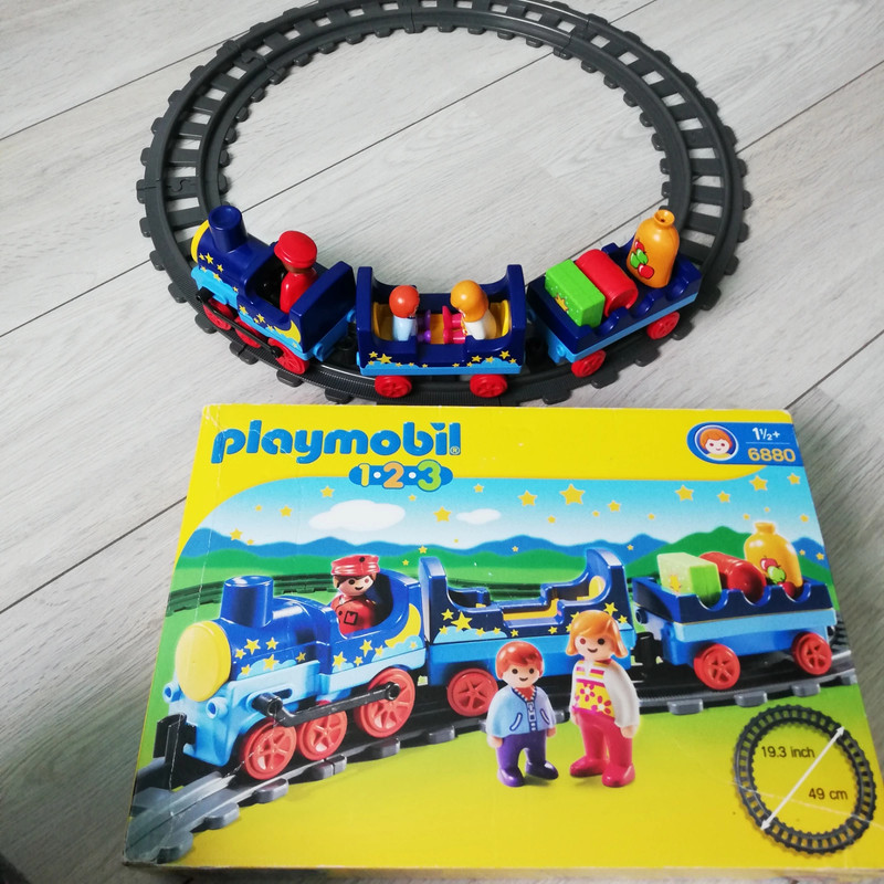 Playmobil 123 "Train Etoilé" Complet, état neuf, 17 pièces, dès  18 mois sur Gens de Confiance
