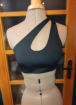 Gymshark brassière de sport taille M, brand: Gymshark, condition: Very good, size: M / 38 / 10, €15.00, €16.45 includes Buyer Protection Pro