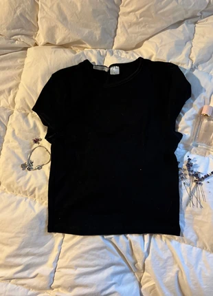T-shirt, marke: H&M, zustand: Sehr gut, größe: S / 36 / 8, 4,00 €, 4,90 € inklusive Vinted-Käuferschutz