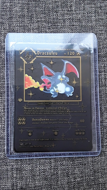 Pokemon Dracaufeu Noir 25