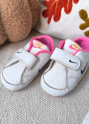 chaussures bébé Nike, marca: Nike, estado: Muito bom, tamanho: 18, €7.00, €8.05 inclui Proteção do Comprador