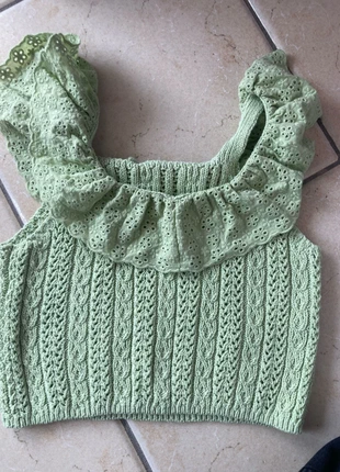 top bimba verde con pizzo, marque: Zara, état: Neuf sans étiquette, taille: 10 ans / 140 cm, 4,00 €, 4,90 € Protection acheteurs incluse