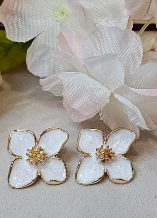 Boucles d'oreilles fleurs blanches acier inoxydable tendance chic élégant, marca: Tendance, estado: Muy bueno, 9,99 €, 11,19 € Protección al comprador Pro incluida