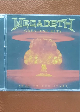 cd Megadeth - Greatest Hits Back to the start, staat: Heel goed, € 8,90, € 10,05 inclusief Kopersbescherming