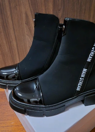 Ankle boots, état: Très bon état, taille: 38, 20,00 €, 21,70 € Protection acheteurs incluse
