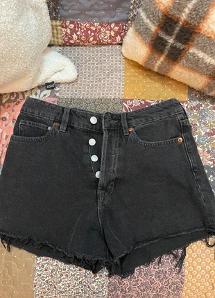 Jeans Shorts, marque: H&M, état: Très bon état, taille: S / 36 / 8, 5,00 €, 5,95 € Protection acheteurs incluse