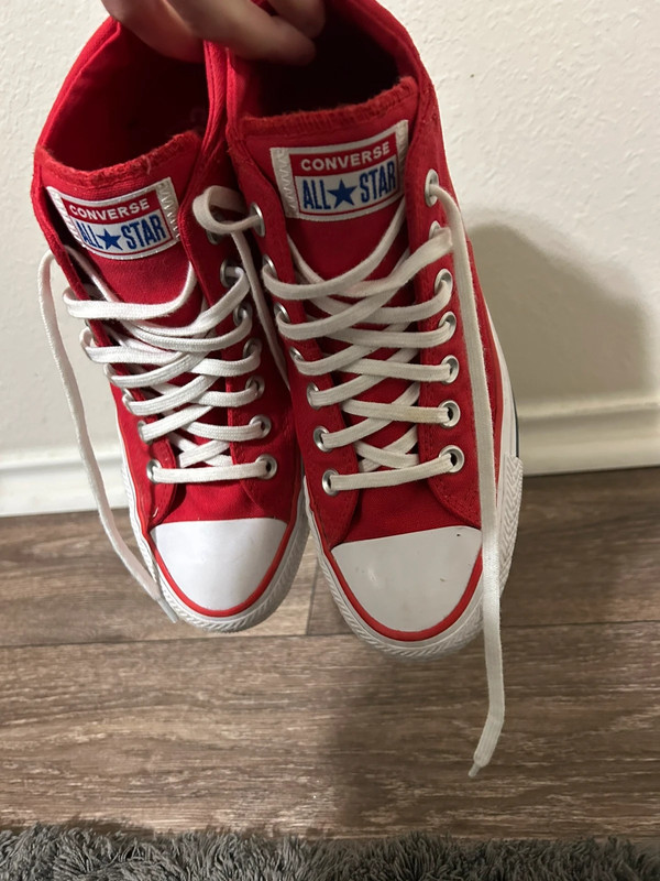Converse Mid Red Size Women’s 7.5 5
