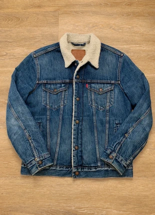 Veste en jean Levis Sherpa bleu taille M hommes, brand: Levi Strauss & Co., condition: Very good, size: M, €45.00, €47.95 includes Buyer Protection