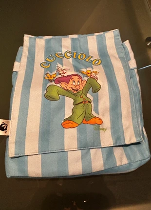 Poncho Disney cotton joy 2/3 anni, merk: Disney, staat: Heel goed, maat: 3 jaar / 98 cm, € 10,00, € 11,20 inclusief Kopersbescherming